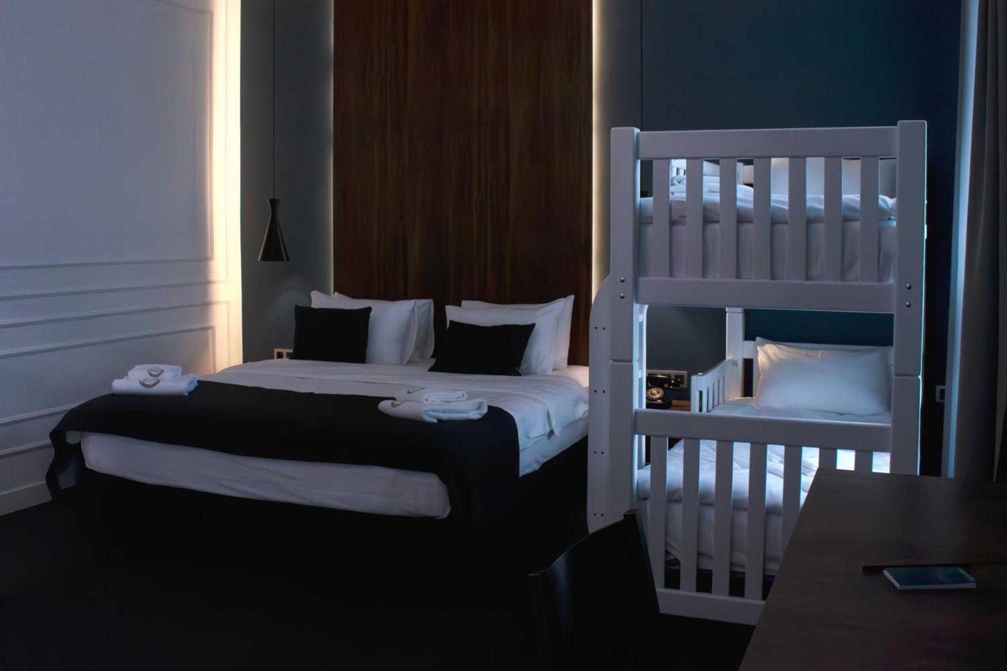 Hotel Twenties Tbilisi - Stay & Dine Extérieur photo